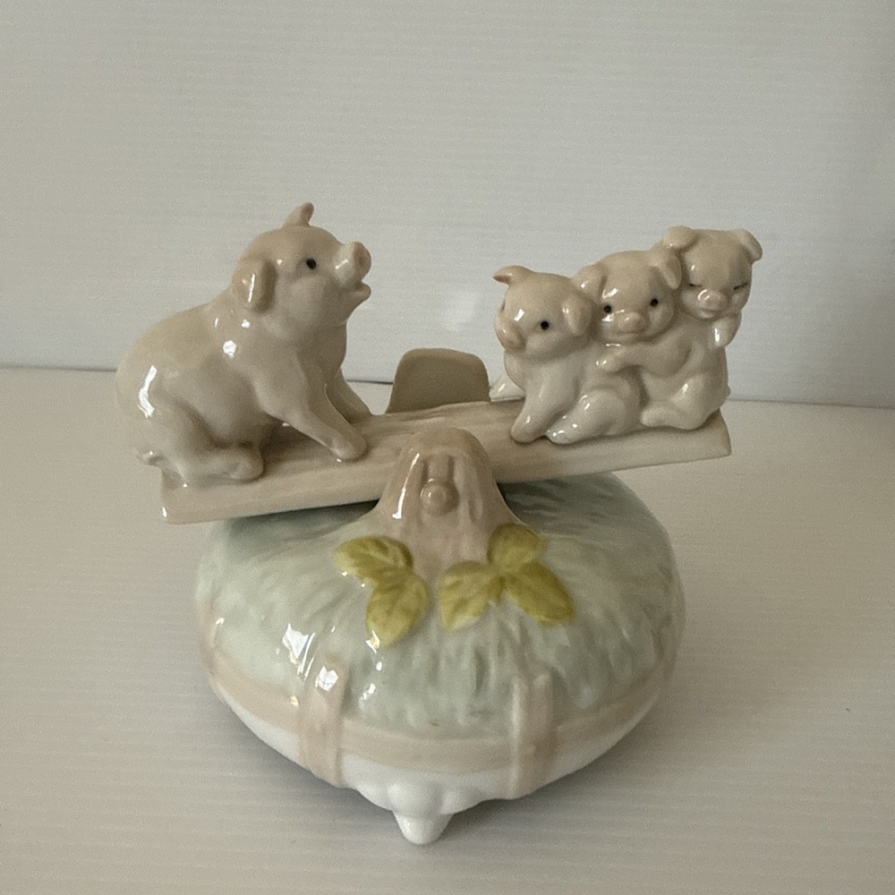 Vintage Otagiri Porcelain Music Box Pigs on Seasaw "Top‎ Of The World" Japan